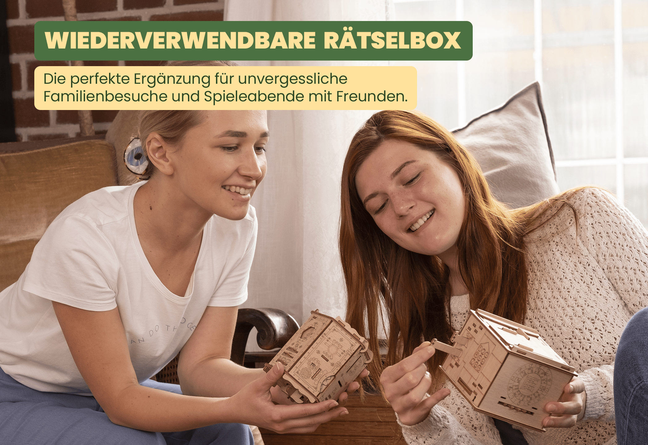 Fotos und Abbildungen von Top Secret. ESC WELT.